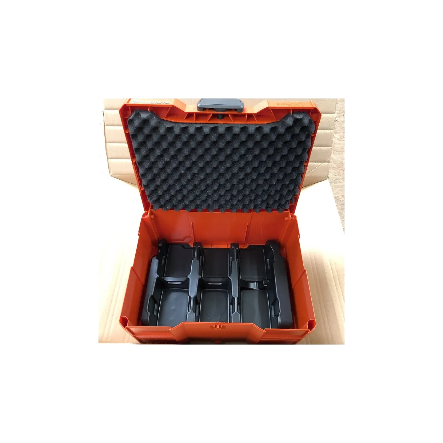 Caisse de stockage S à batteries HUSQVARNA 585428701