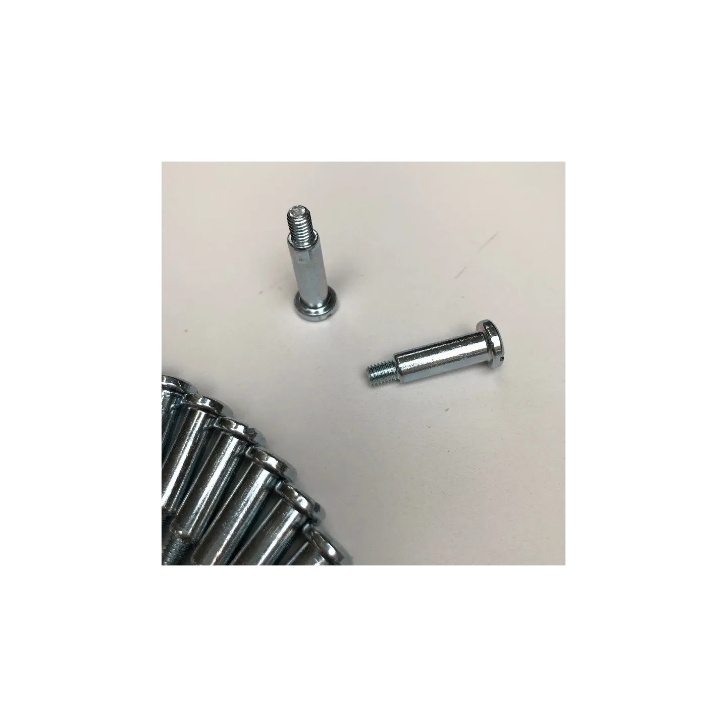 Lot de 12 vis de roue BELROBOTICS YB-517-05020