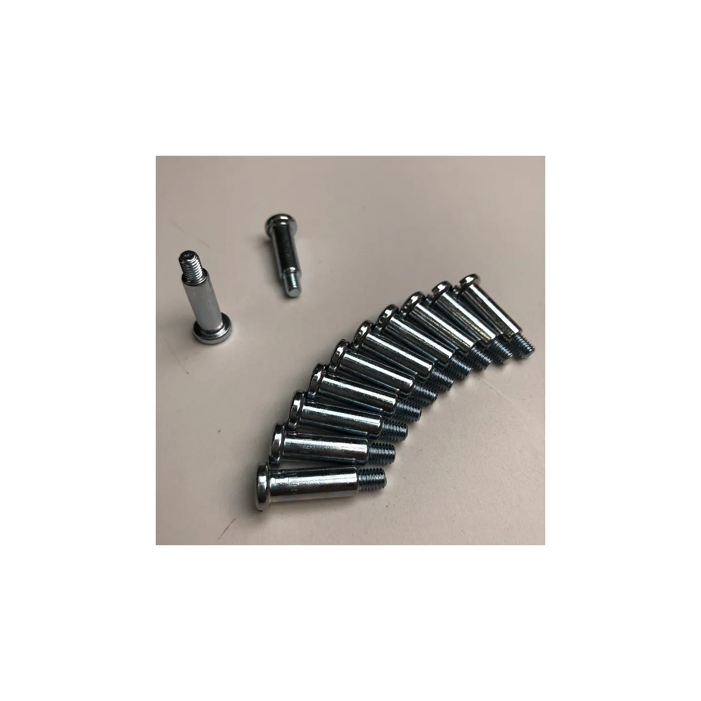 Lot de 12 vis de roue BELROBOTICS YB-517-05020
