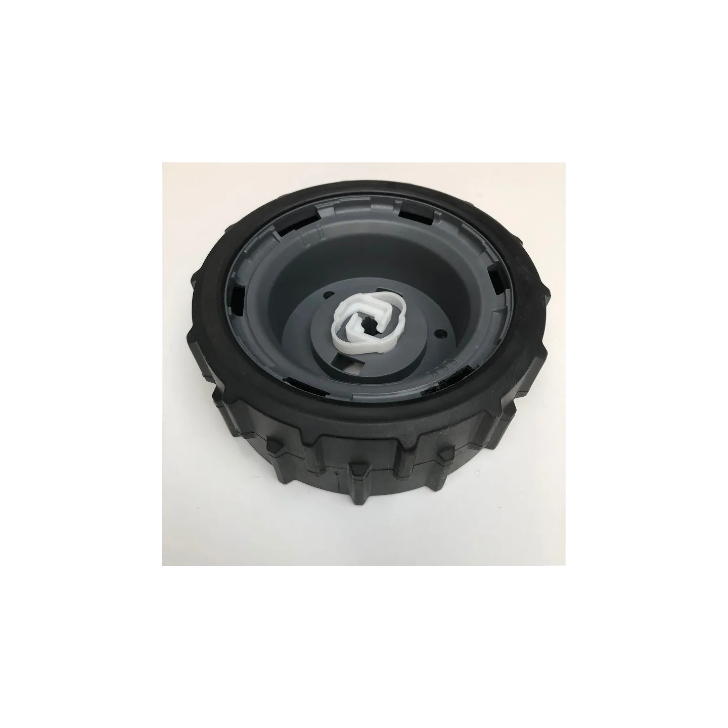 Roue large pour robot série RC ROBOMOW SPP7021A