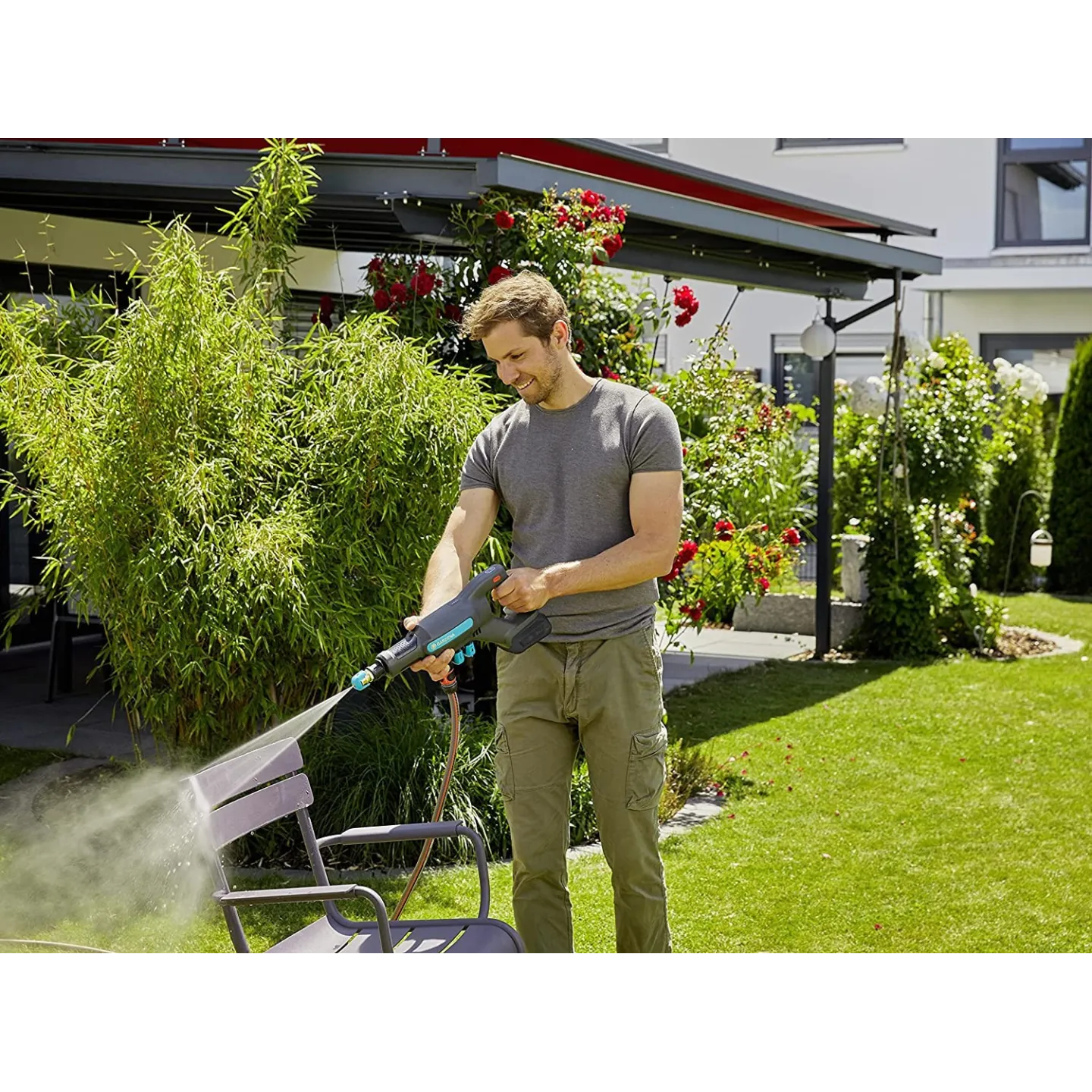 Nettoyeur moyenne pression AquaClean 24/18V P4A avec batterie GARDENA 14800-34